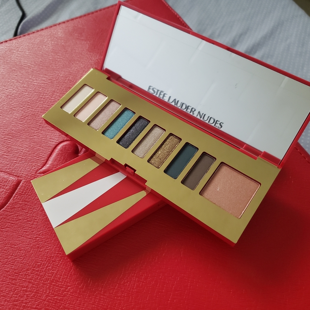 Estee lauder eyeshadow and blush set